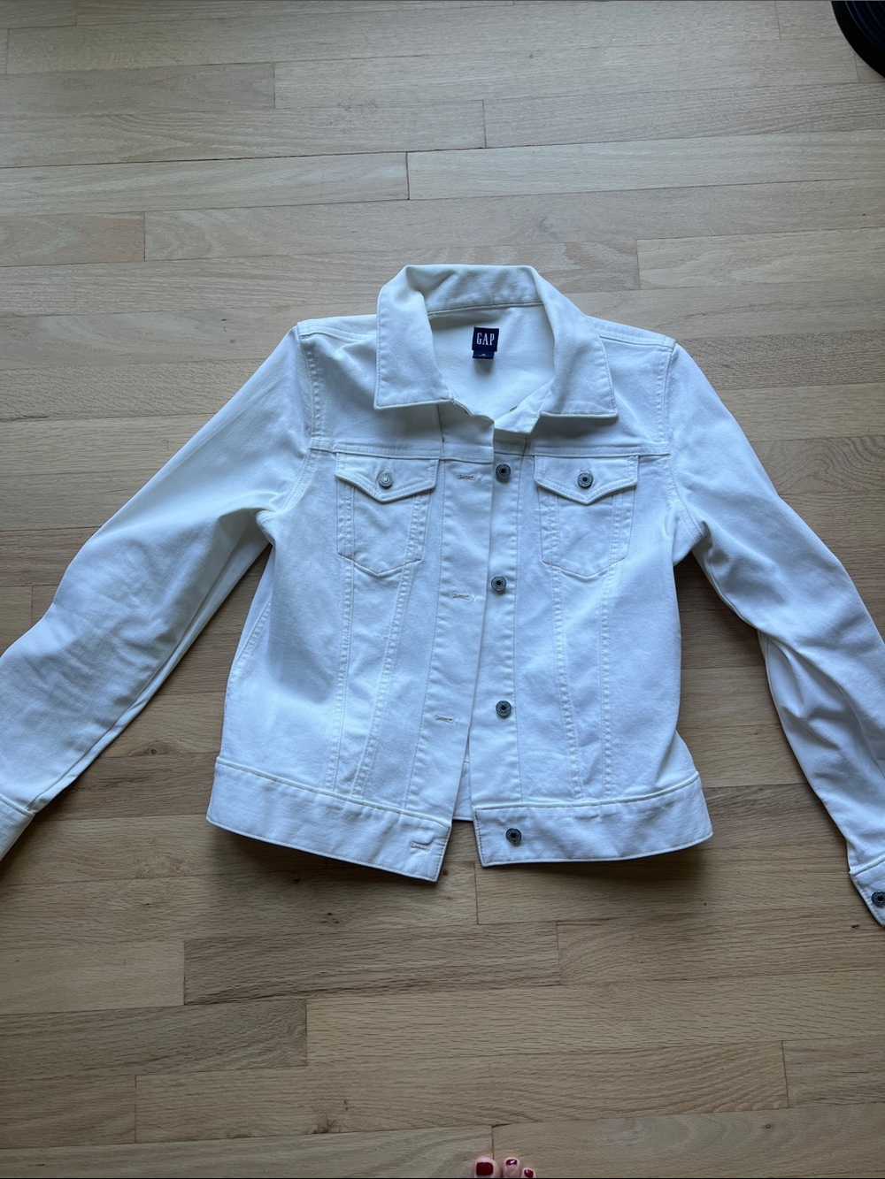 GAP White Women's Denim Jacket with Button Front